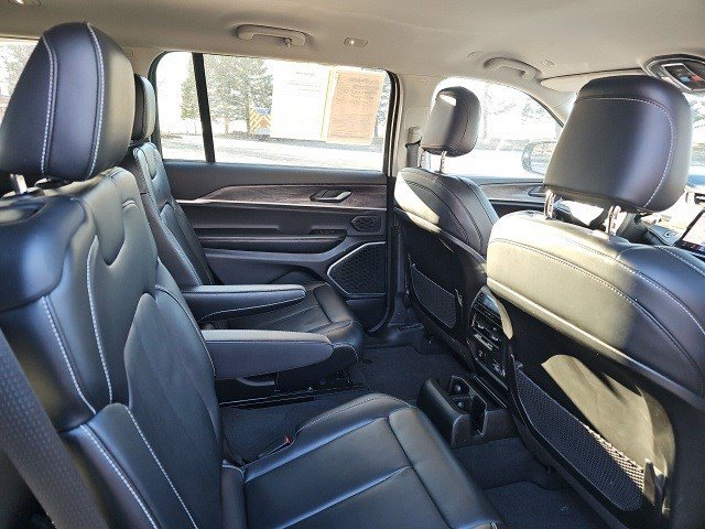 Used 2021 Jeep Grand Cherokee L Limited image 15