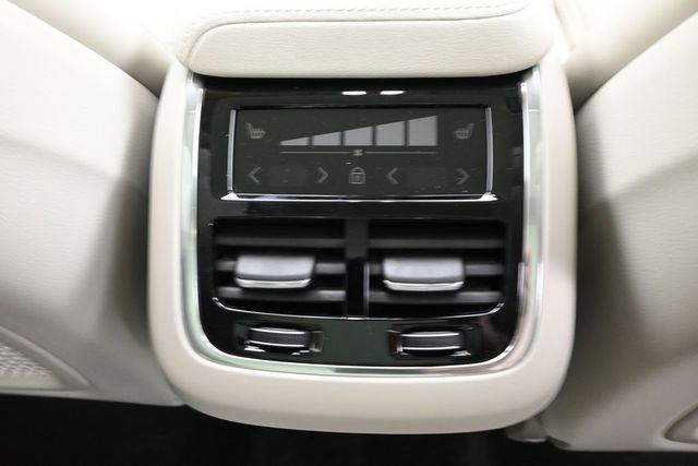 New 2026 Volvo XC60 B5 Ultra w/ Protection Package Premier AWD/4WD image 29