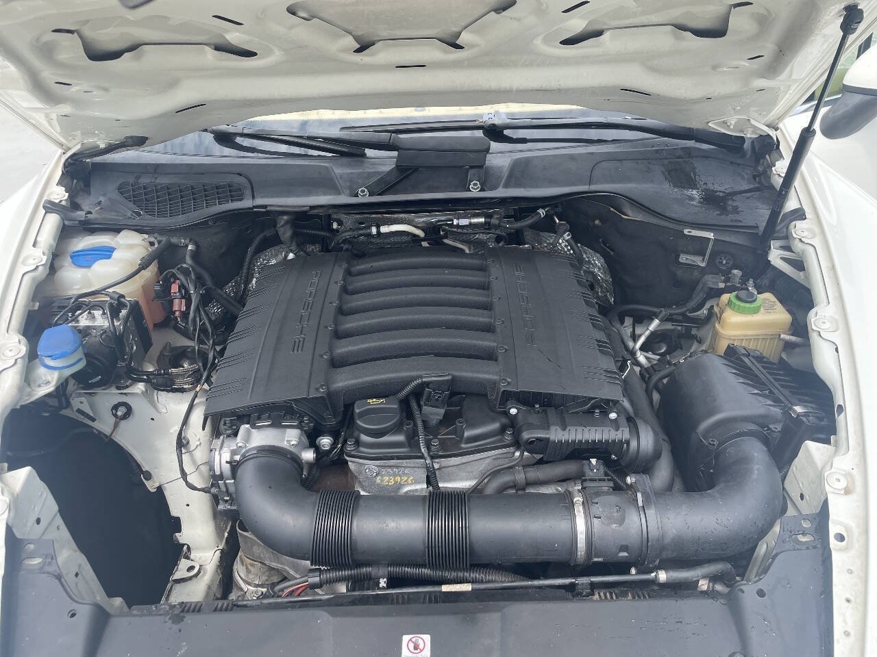 Used 2012 Porsche Cayenne AWD/4WD image 13