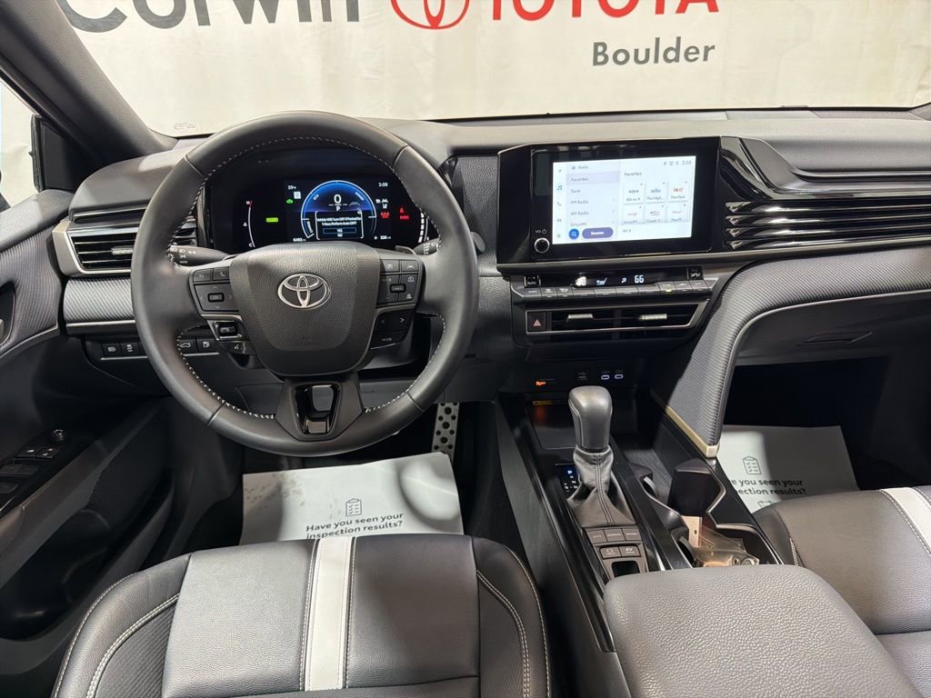 Used 2025 Toyota Camry SE image 24
