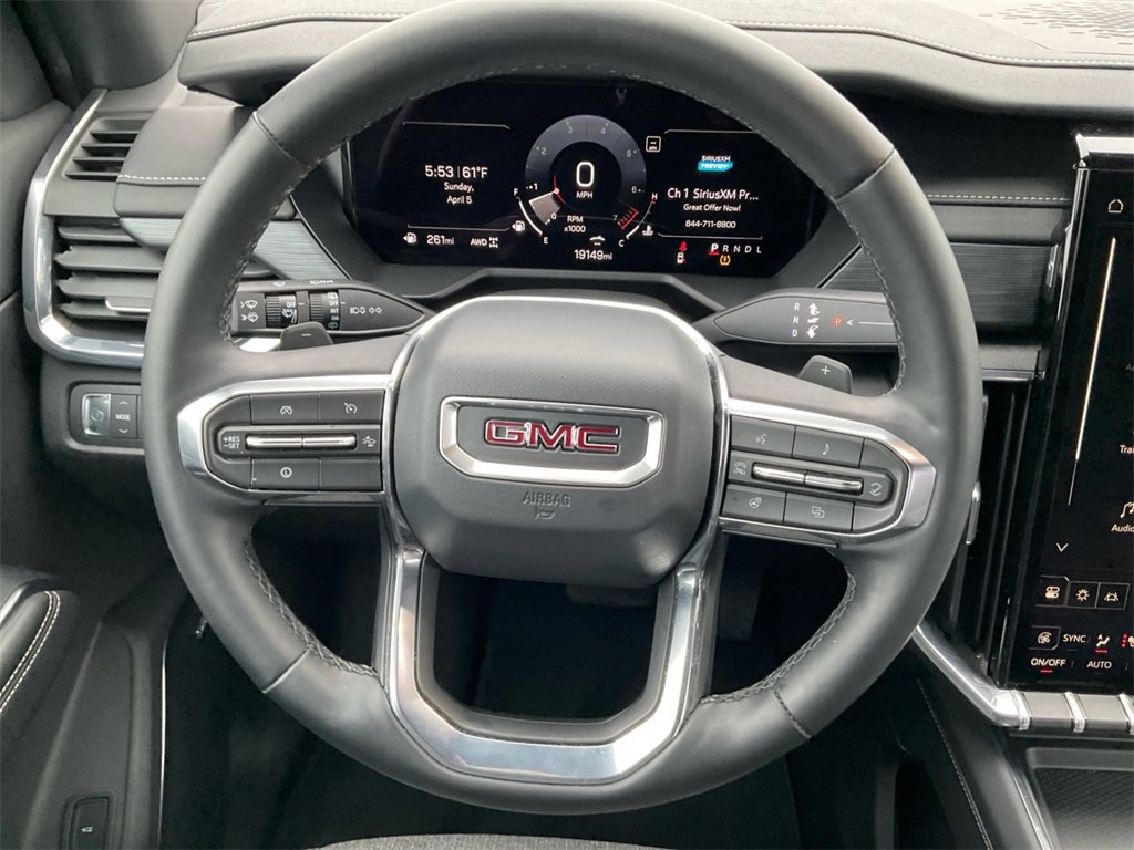 Used 2025 GMC Acadia Elevation image 16