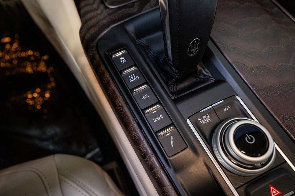 Used 2022 Maserati Levante Modena image 49