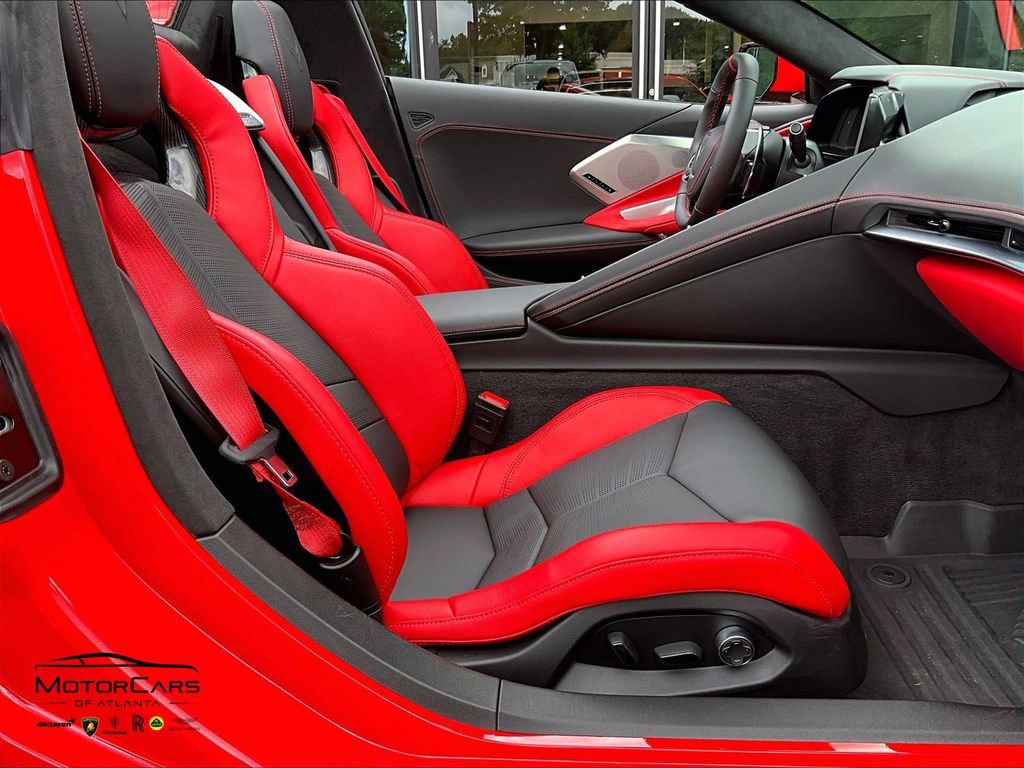 Used 2024 Chevrolet Corvette Stingray Premium Conv RWD image 8