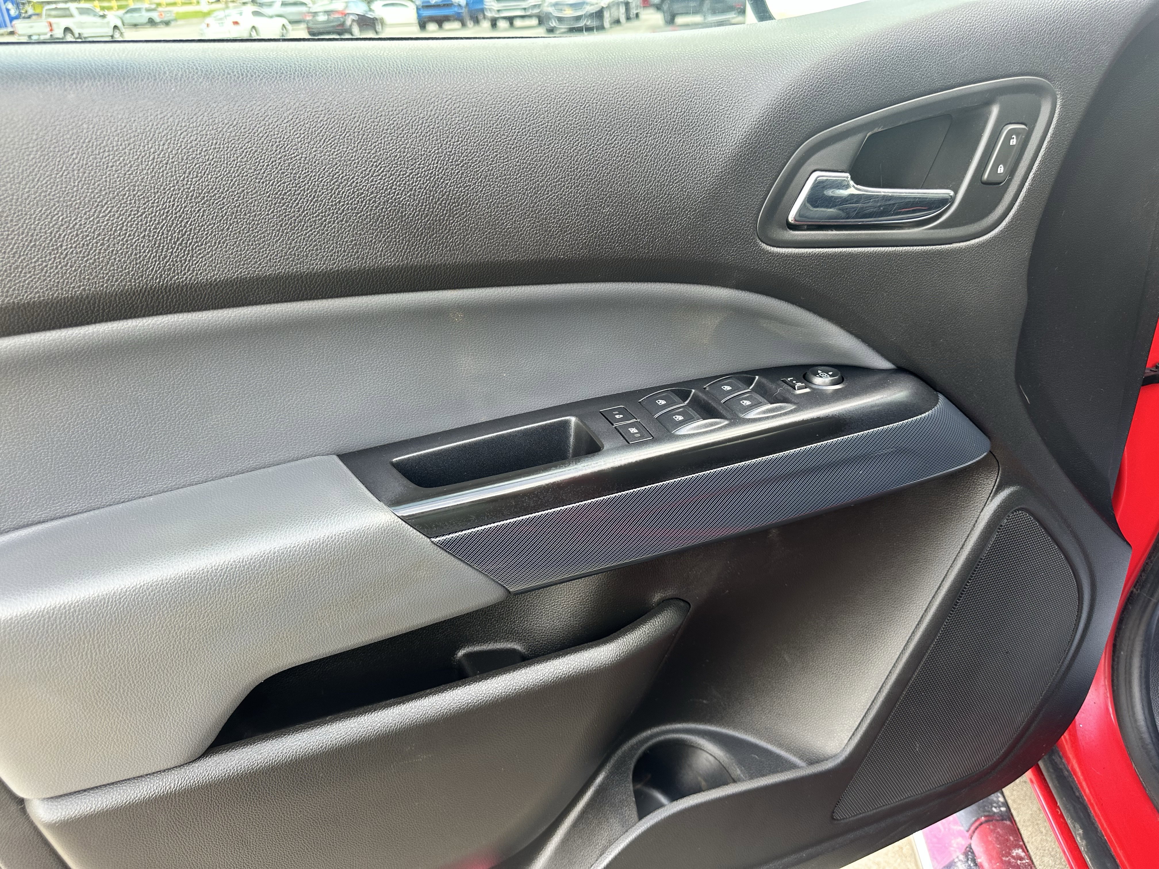 Used 2017 Chevrolet Colorado Z71 image 4