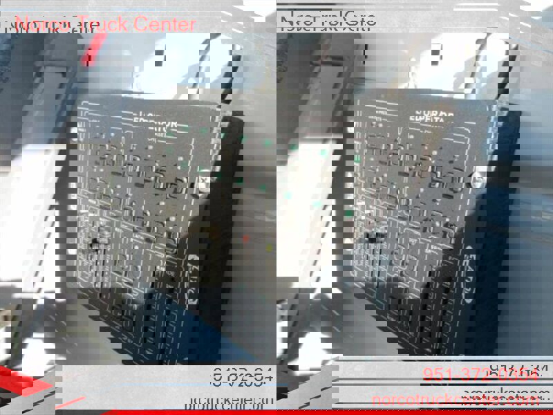 Used 2005 Dodge Sprinter 2500 image 28