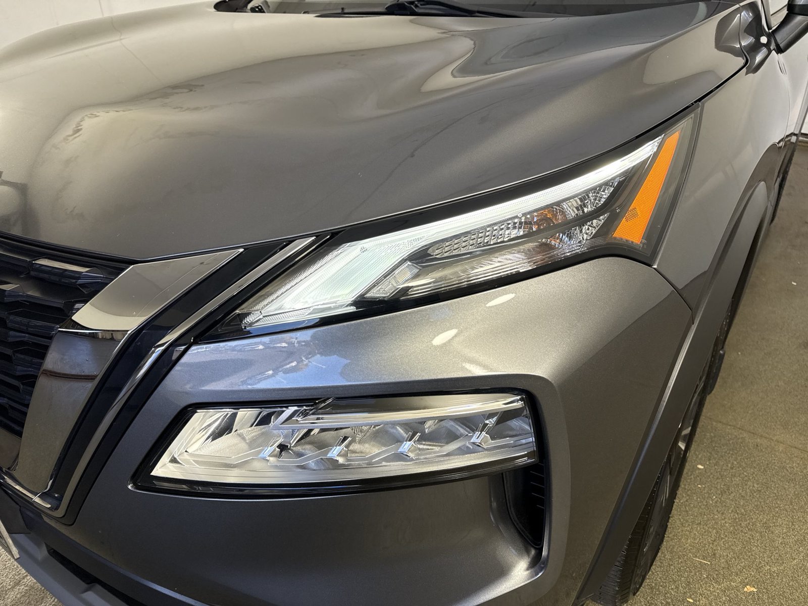 Certified 2023 Nissan Rogue SV AWD/4WD image 29