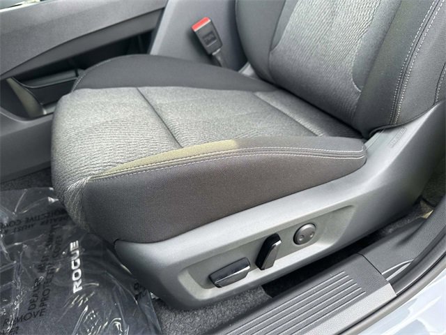 New 2026 Nissan Rogue SV w/ Cold Weather Package image 15