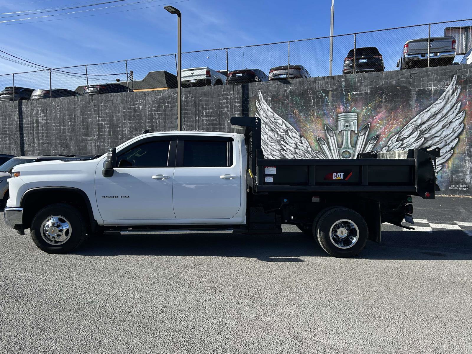 Used 2024 Chevrolet Silverado 3500 LT w/ Convenience Package image 7