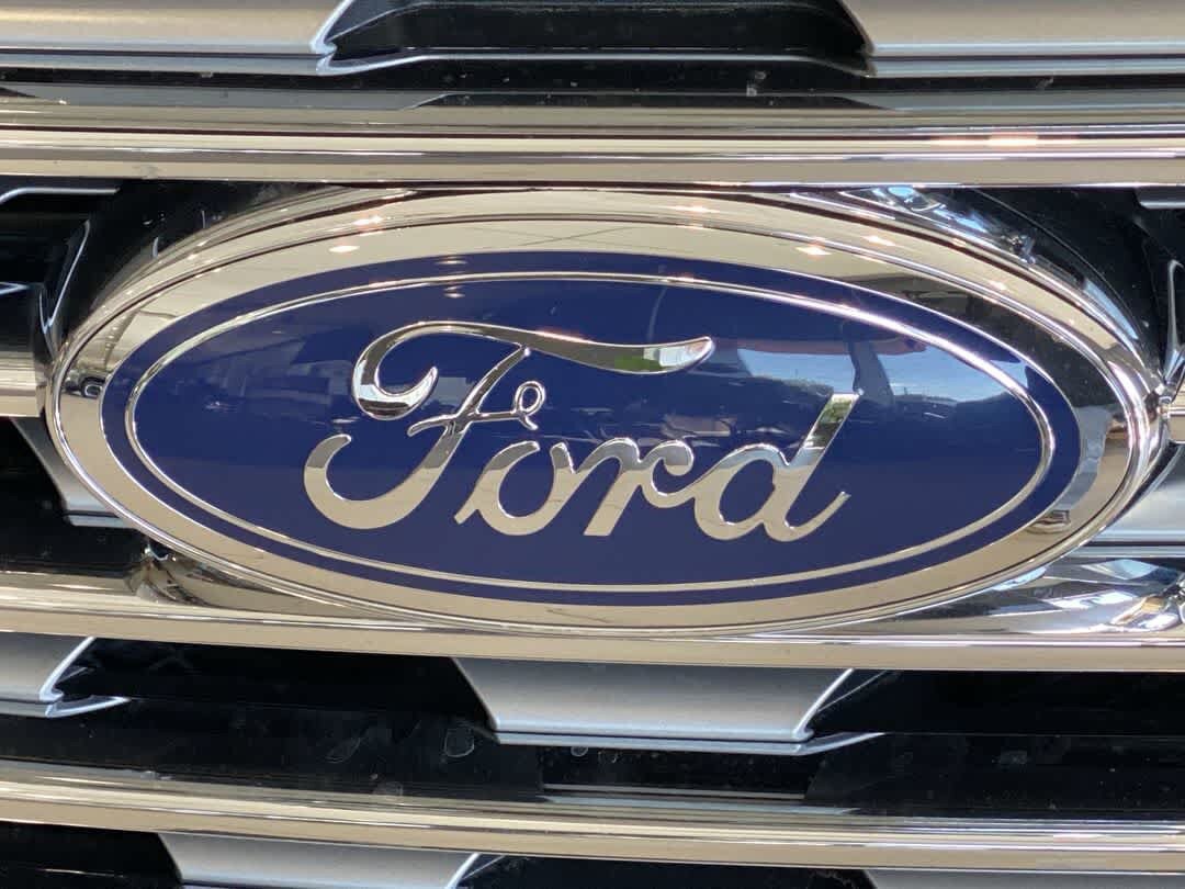 Used 2020 Ford Edge SE AWD/4WD image 10