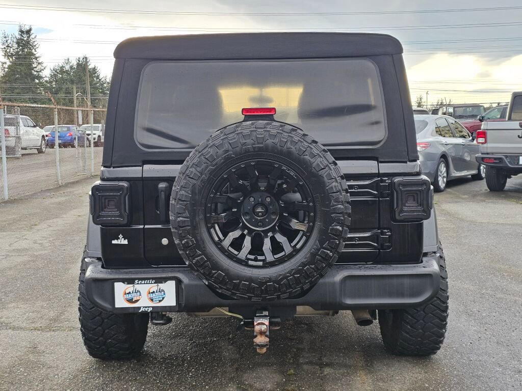 Used 2018 Jeep Wrangler Unlimited Sport S image 7