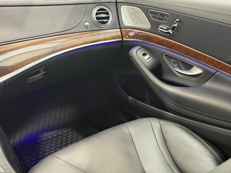 Used 2015 Mercedes-Benz S 550 4MATIC Sedan image 12