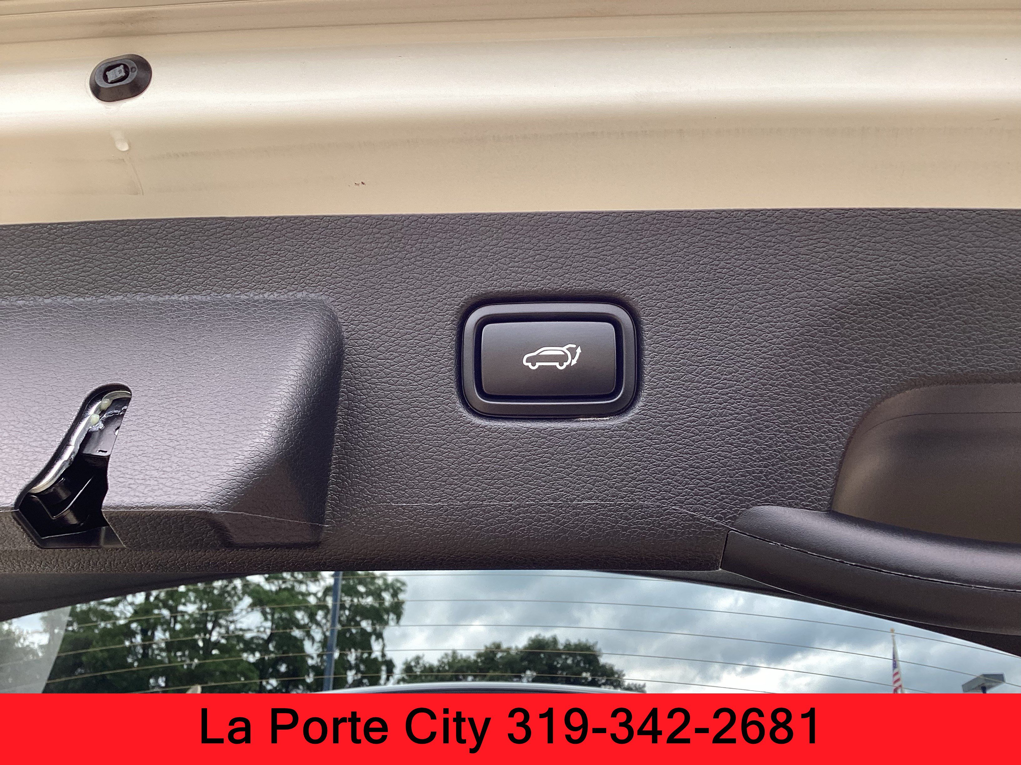 Used 2025 Kia Sportage X-Line w/ Premium Package AWD/4WD image 21