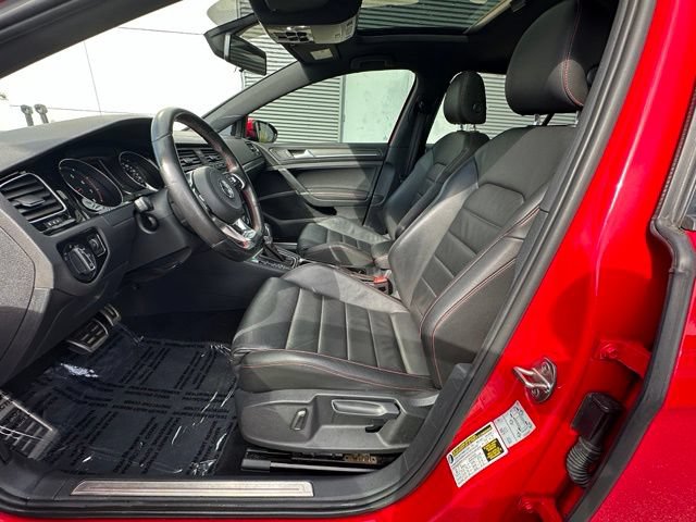 Used 2018 Volkswagen GTI SE w/ SE Leather Package FWD image 25