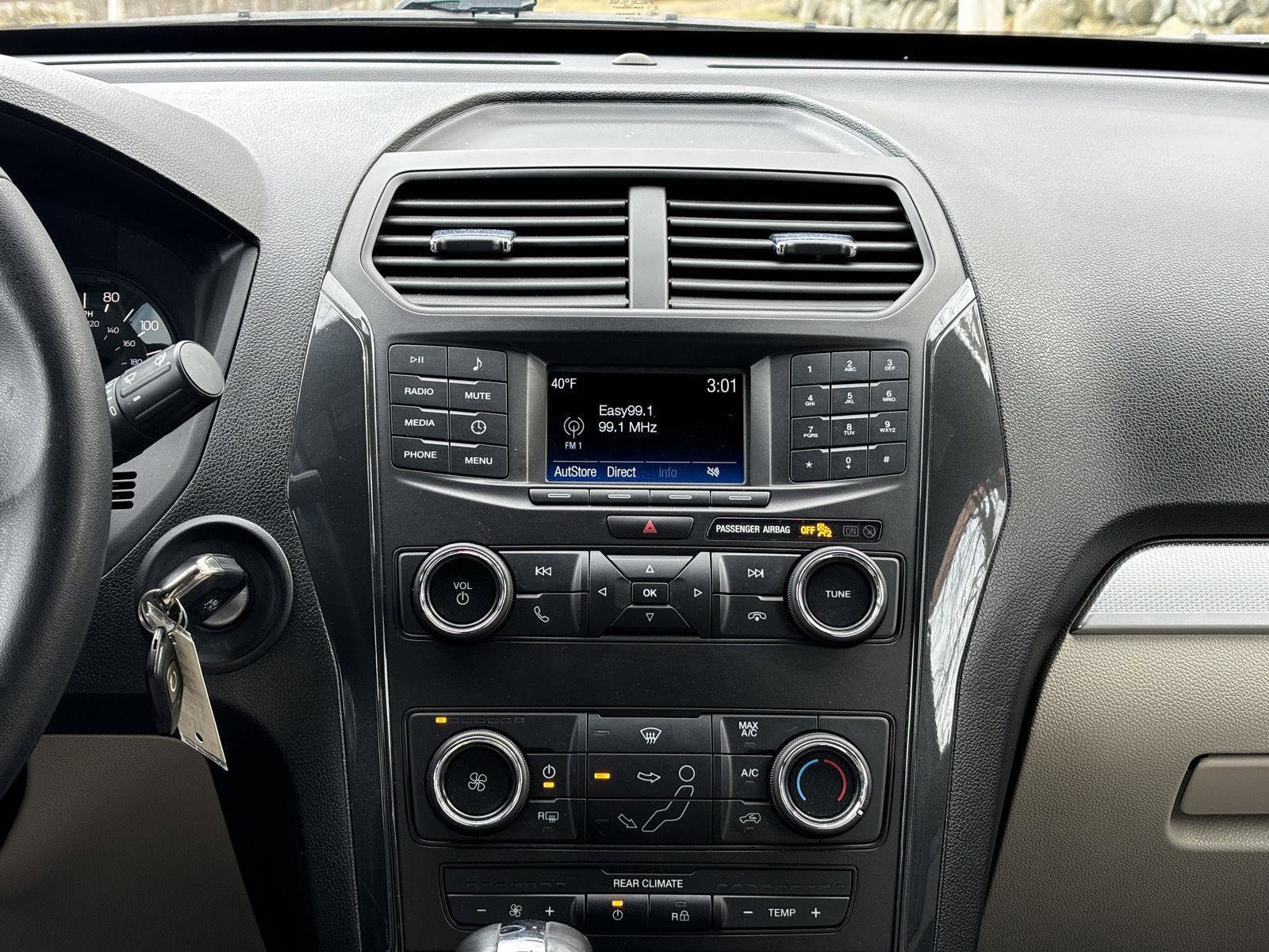 Used 2018 Ford Explorer 4WD image 7