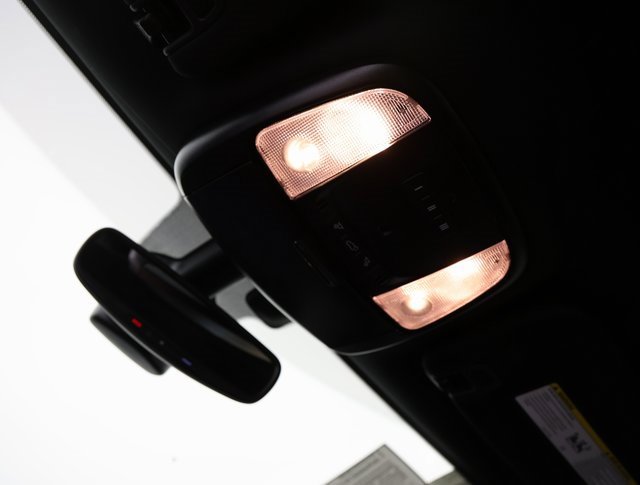 Used 2025 Dodge Durango R/T w/ Blacktop Package image 24