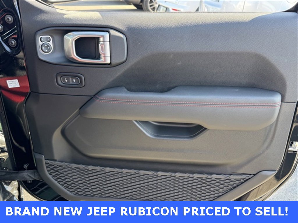 Used 2023 Jeep Wrangler Unlimited Rubicon 4xe image 12