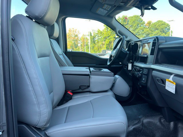 New 2026 Ford F350 XL w/ XL Chrome Package RWD image 5