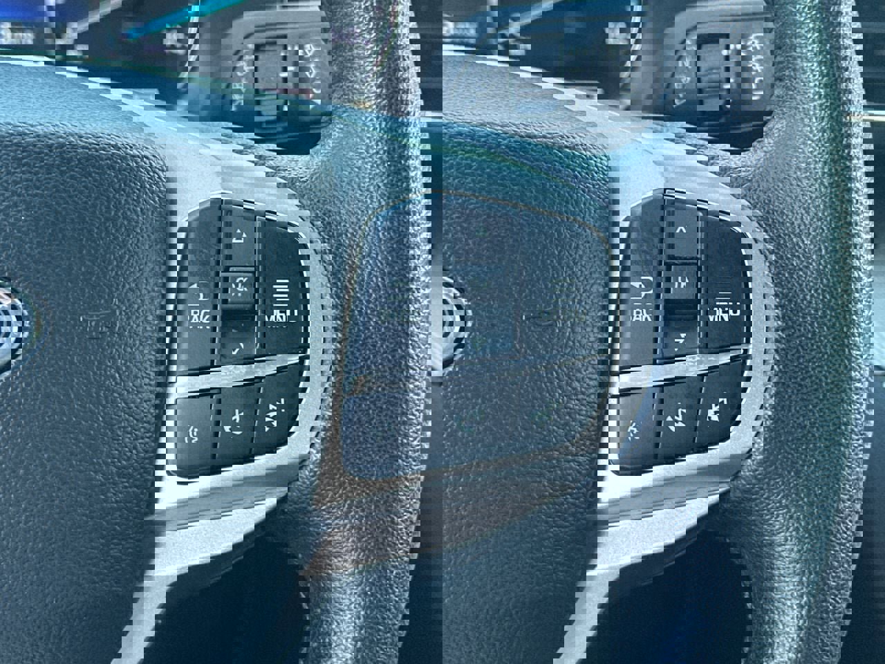 Certified 2023 Ford Explorer XLT w/ Equipment Group 202A AWD/4WD image 28