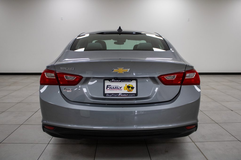 Used 2023 Chevrolet Malibu LS image 2