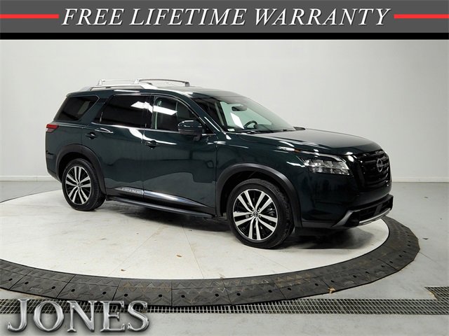 Used 2024 Nissan Pathfinder Platinum w/ Lighting Package (N93)