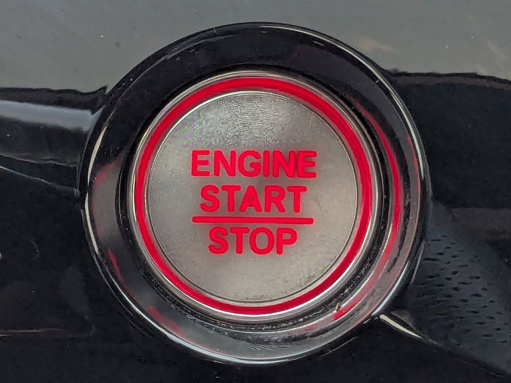 Used 2022 Acura MDX A-Spec image 32