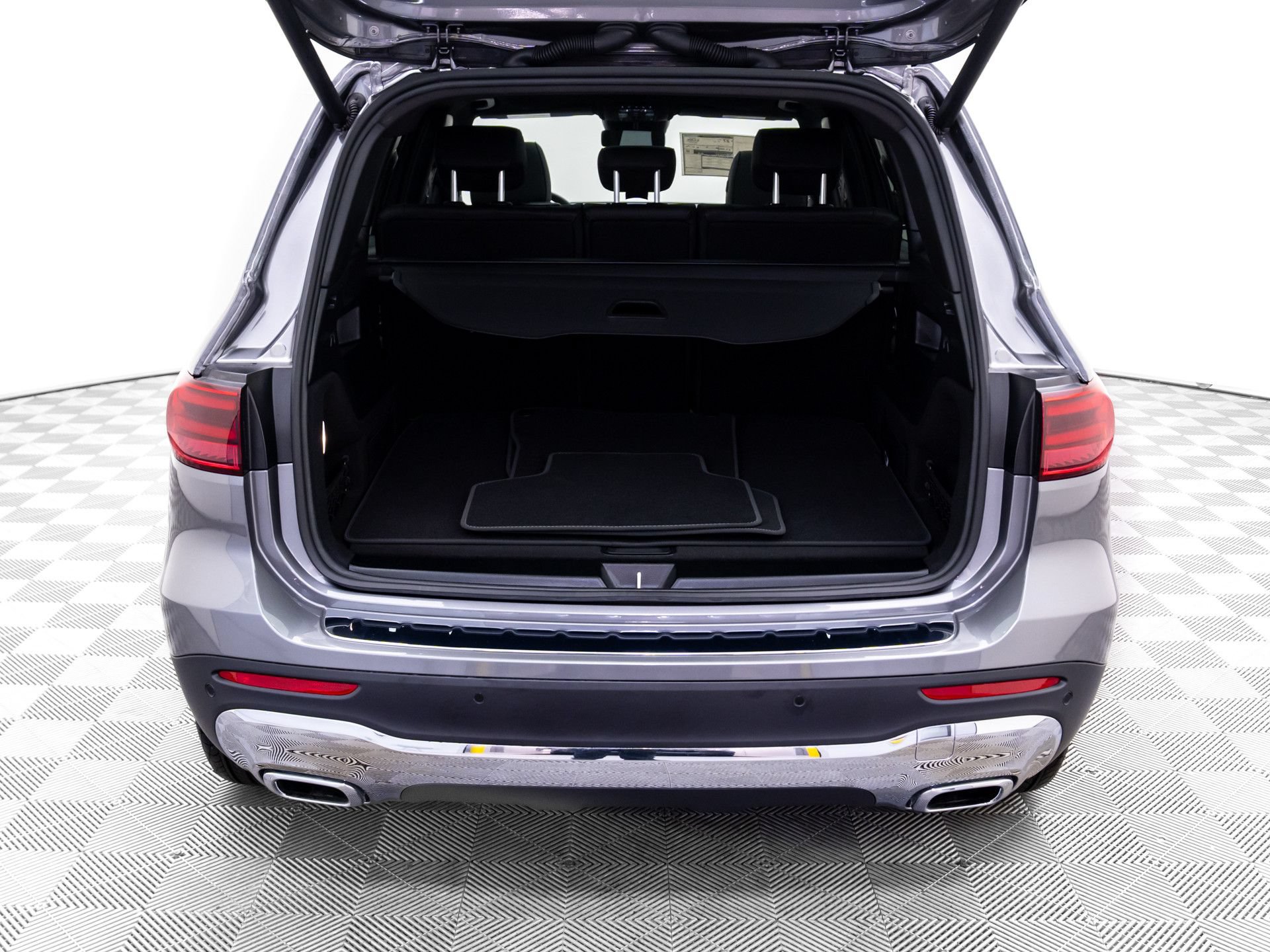 New 2026 Mercedes-Benz GLB 250 4MATIC image 33