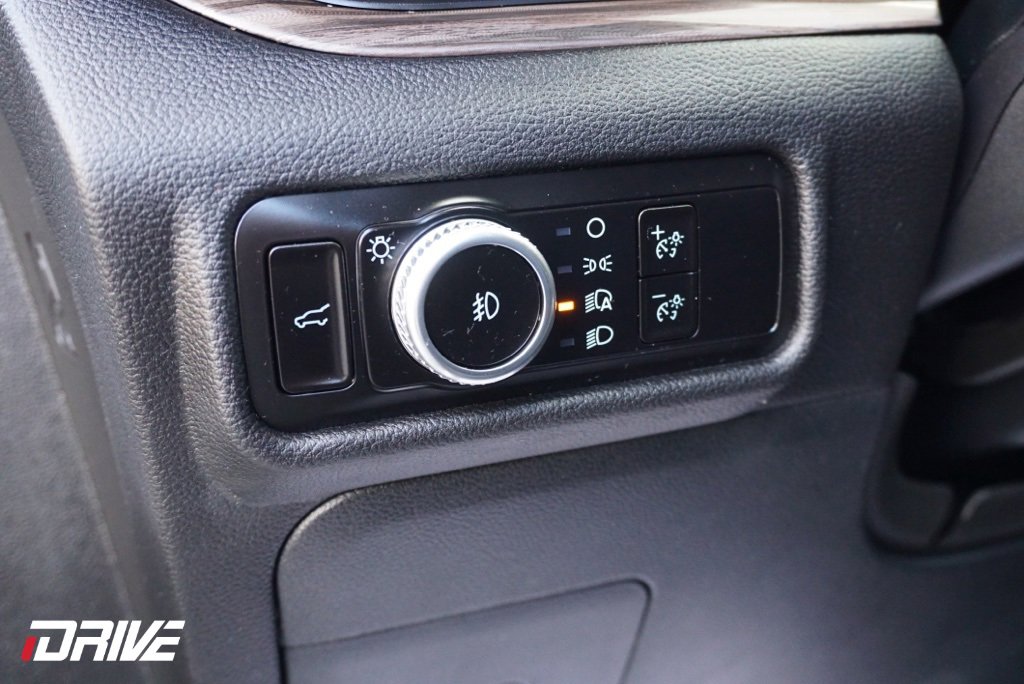 Used 2023 Ford Explorer Limited image 20