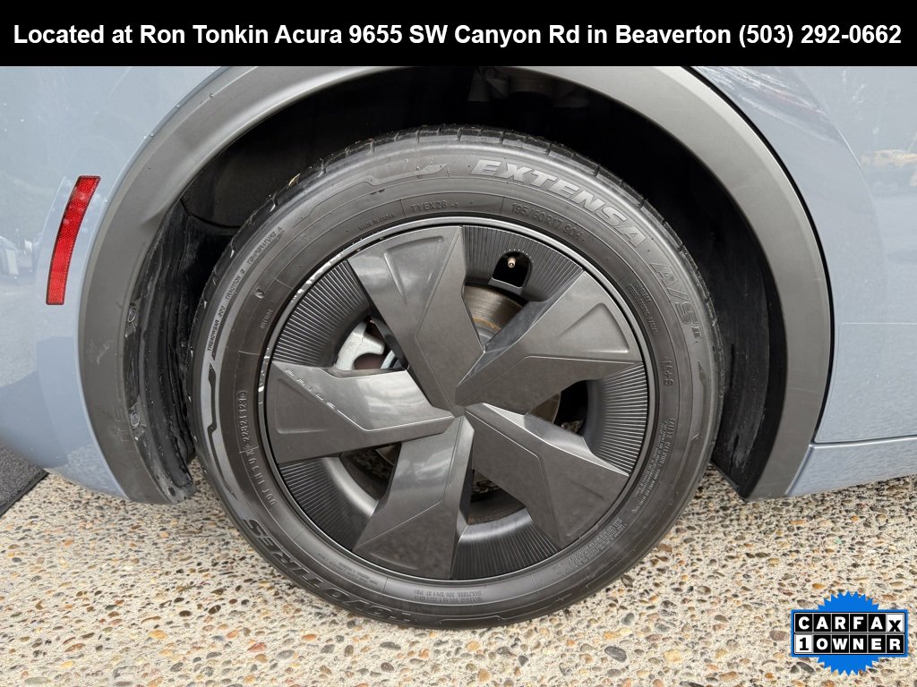 Used 2023 Toyota Prius LE image 9