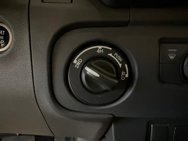 New 2025 Nissan Frontier PRO-4X image 42