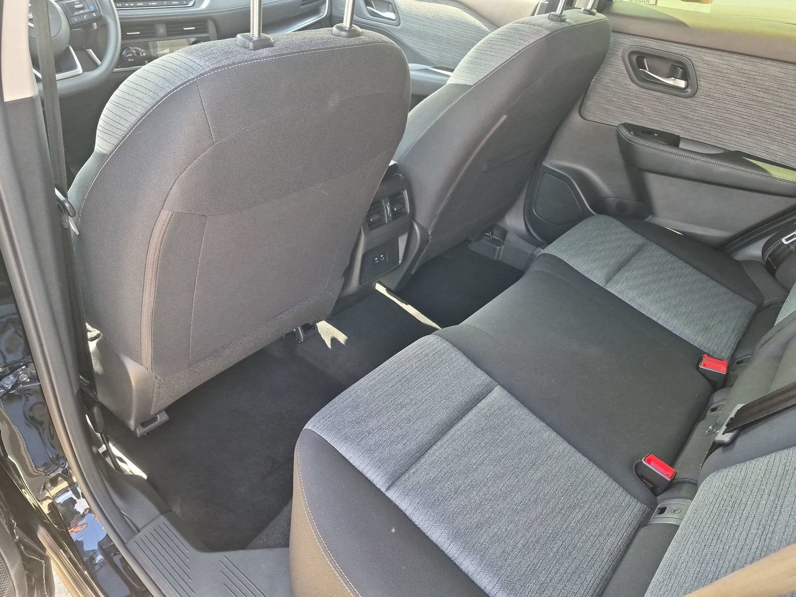 Certified 2023 Nissan Rogue SV AWD/4WD image 33