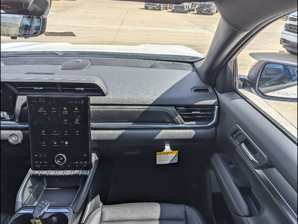 New 2026 GMC Terrain Elevation w/ Elevation Premium Package image 4