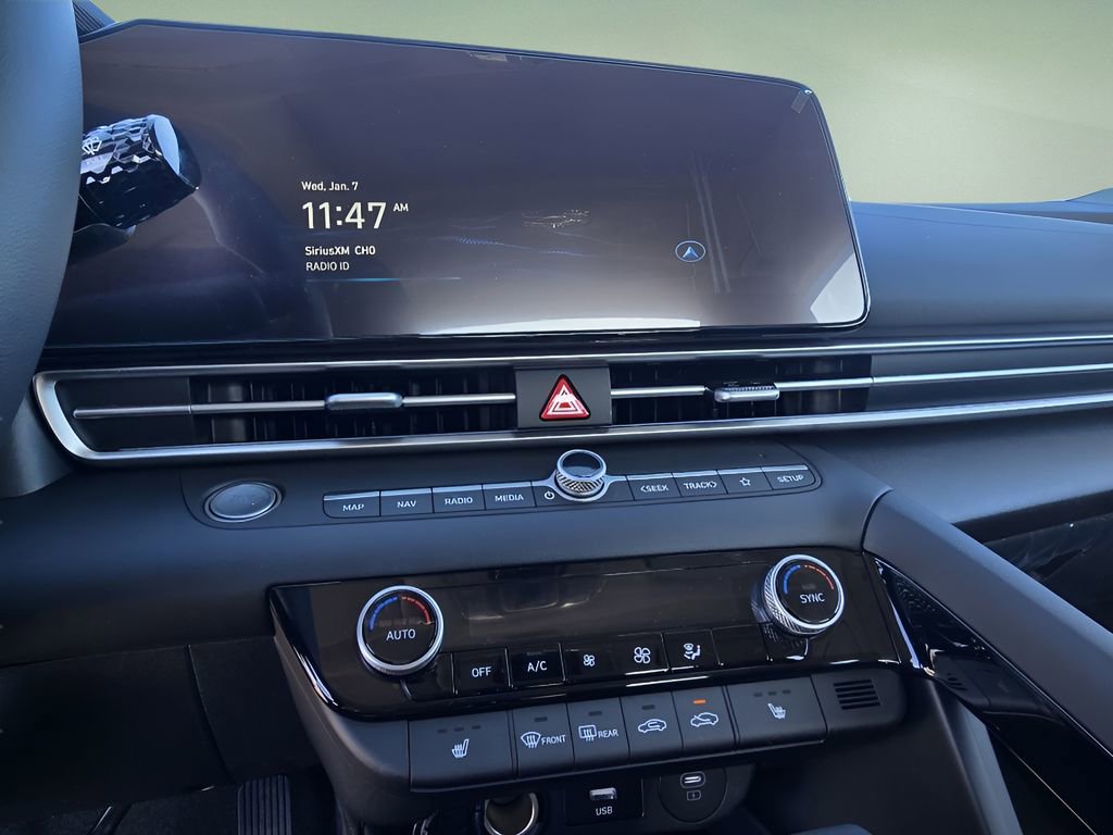 New 2026 Hyundai Elantra Limited image 21