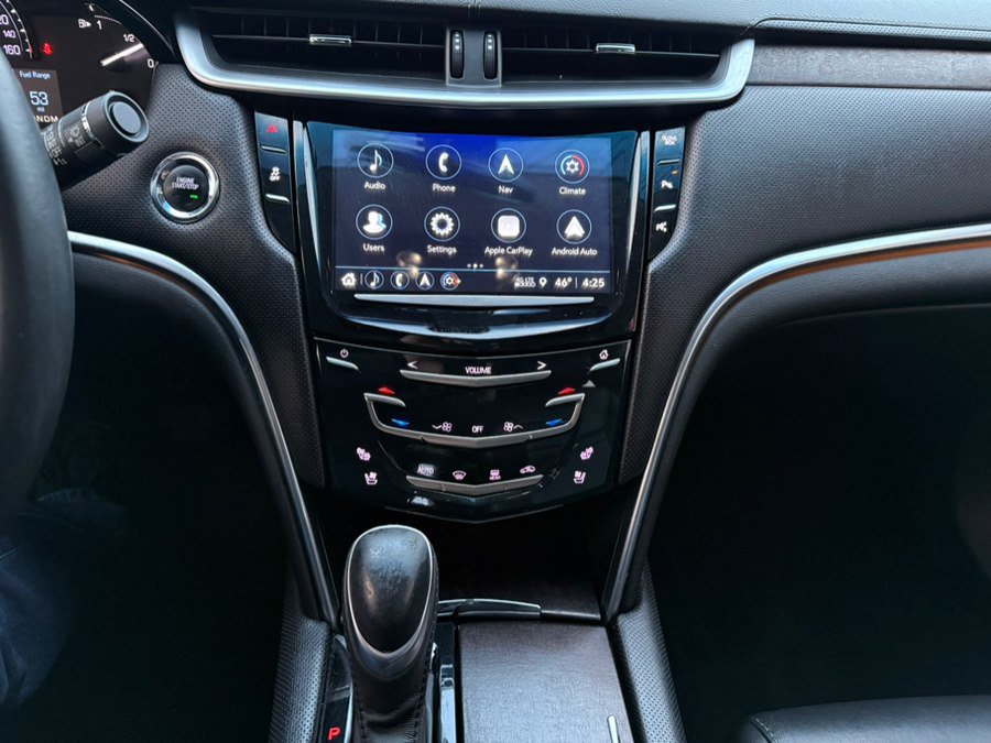 Used 2019 Cadillac XTS Luxury image 14