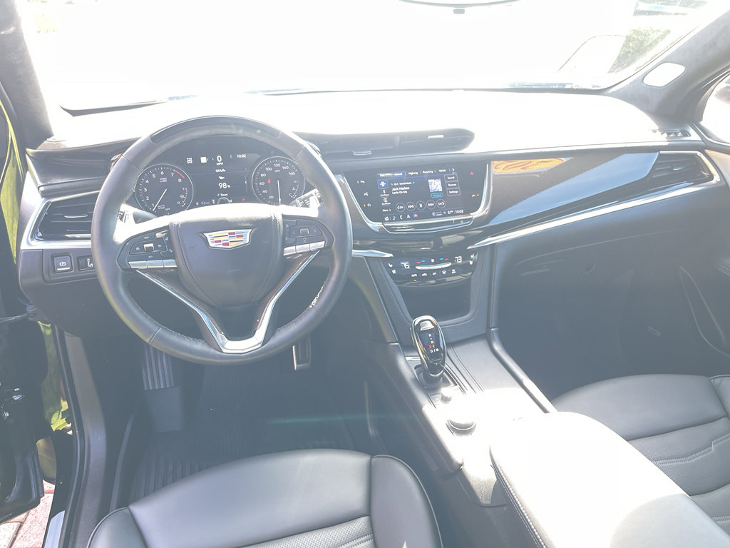 Used 2025 Cadillac XT6 Sport w/ Platinum Package AWD/4WD image 35