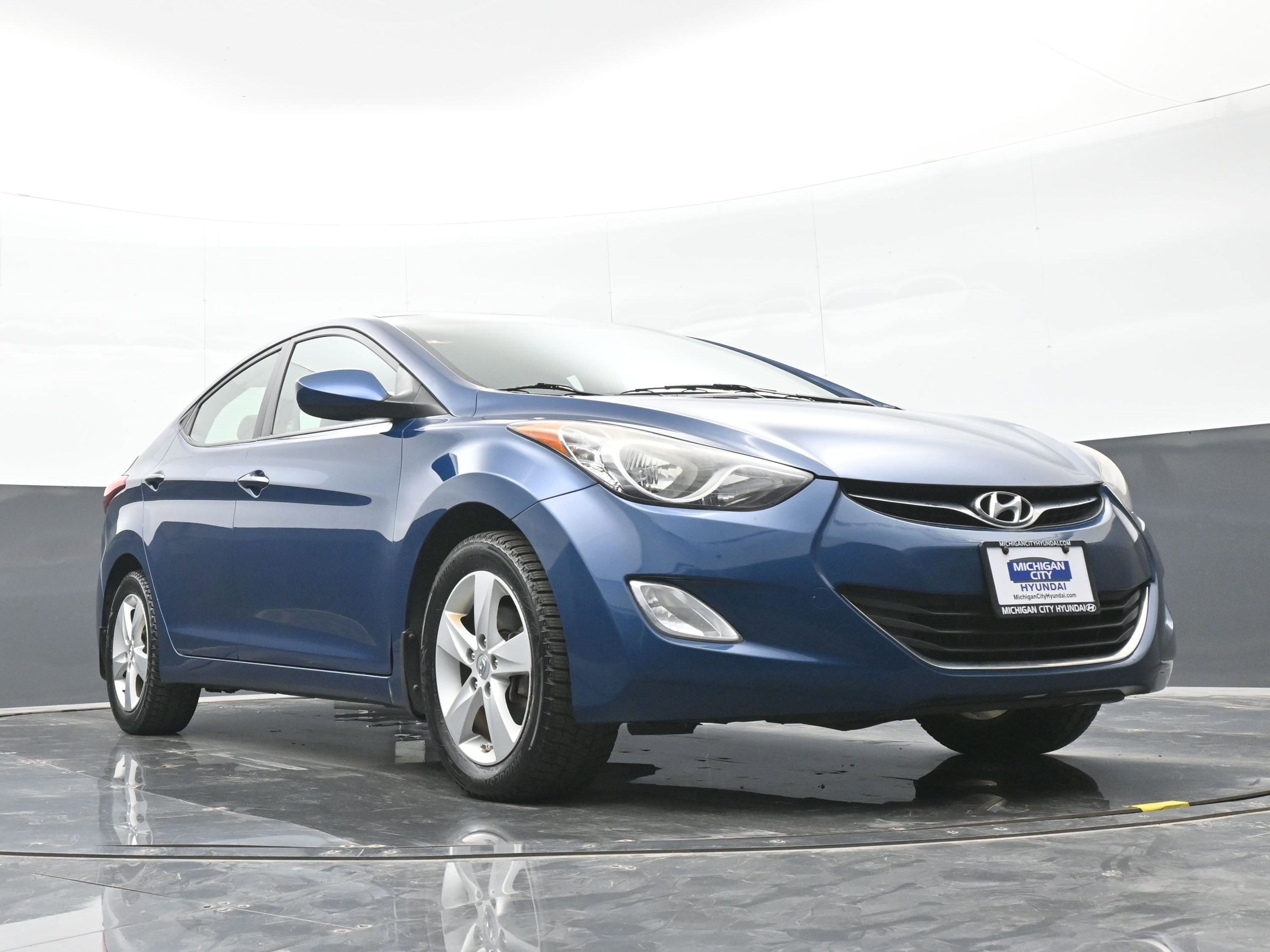 Used 2013 Hyundai Elantra GLS w/ Preferred Pkg FWD image 40