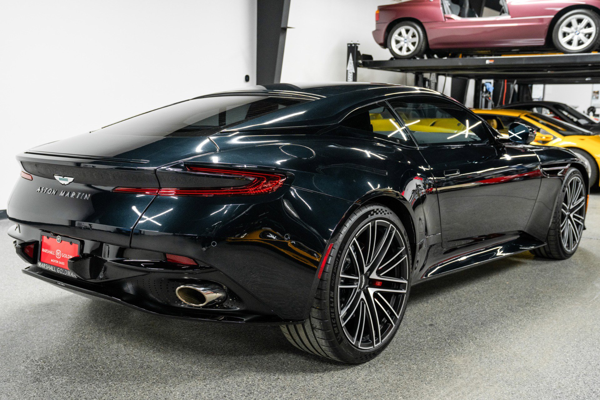 Used 2024 Aston Martin DB12 Coupe image 8