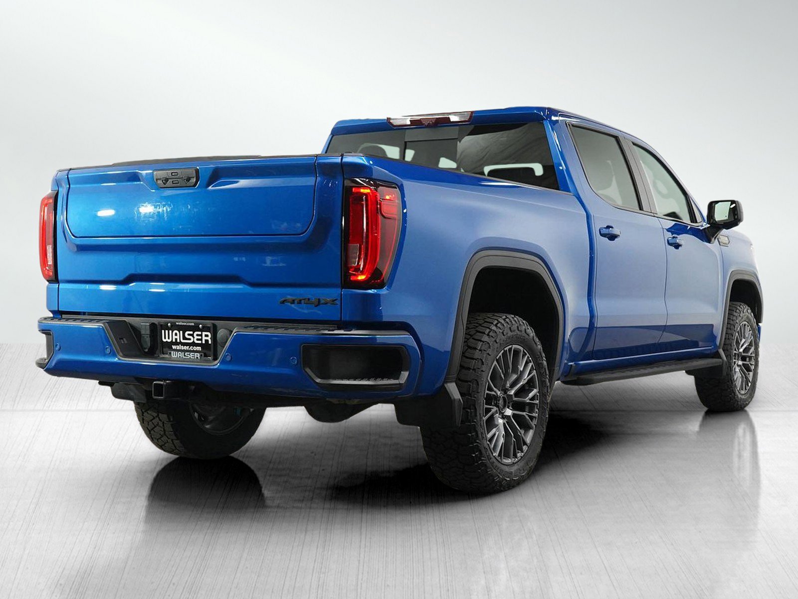 Used 2022 GMC Sierra 1500 AT4X image 5