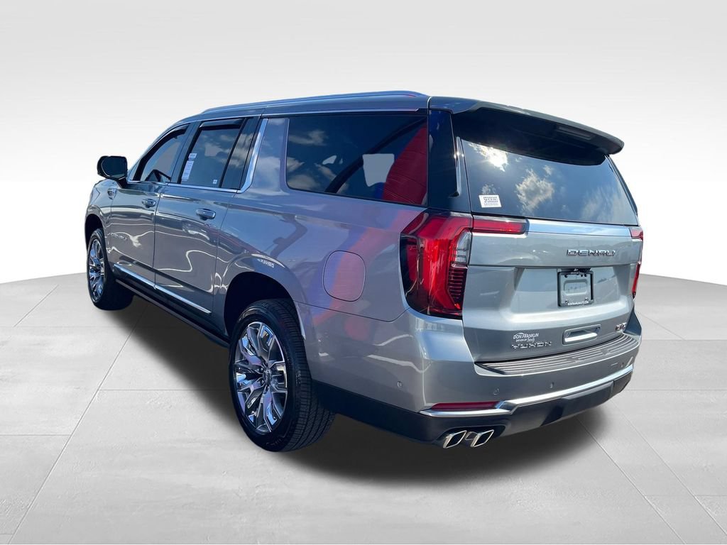Used 2025 GMC Yukon XL Denali w/ Sun & Power Step Package AWD/4WD image 2