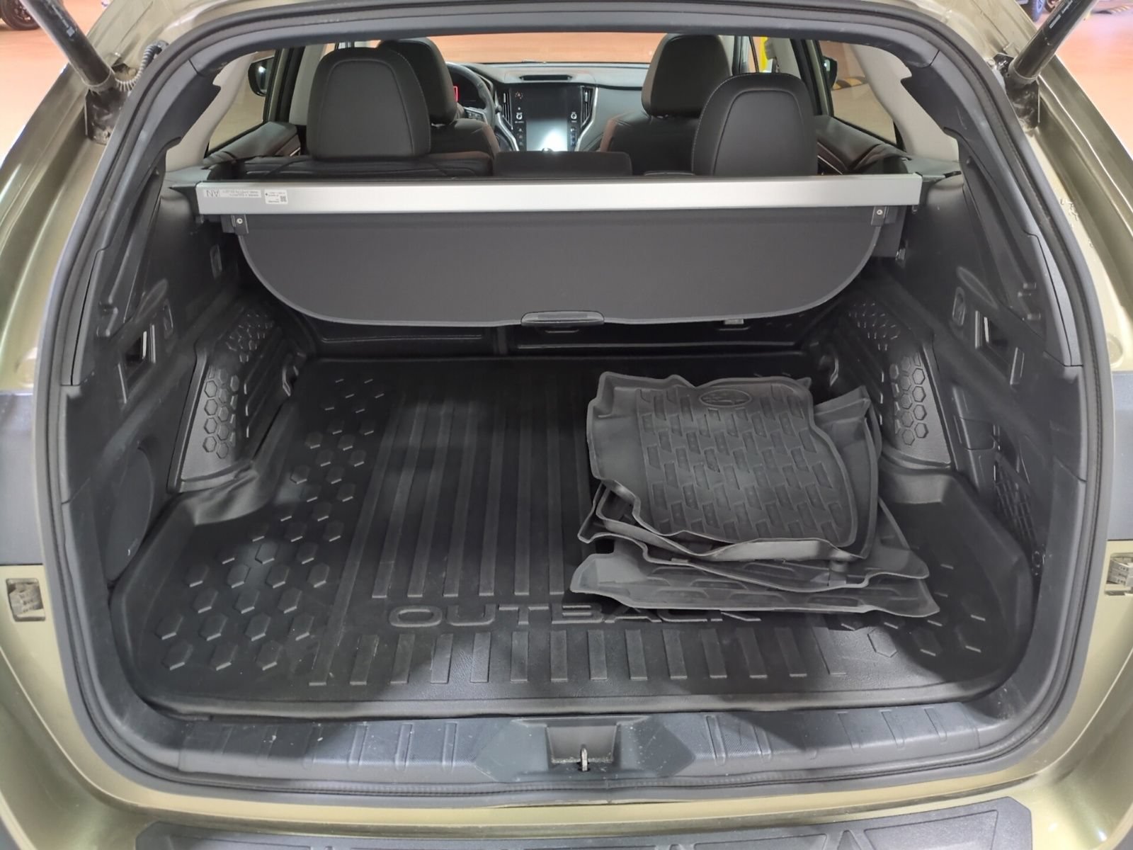 Certified 2025 Subaru Outback Touring XT AWD/4WD image 13