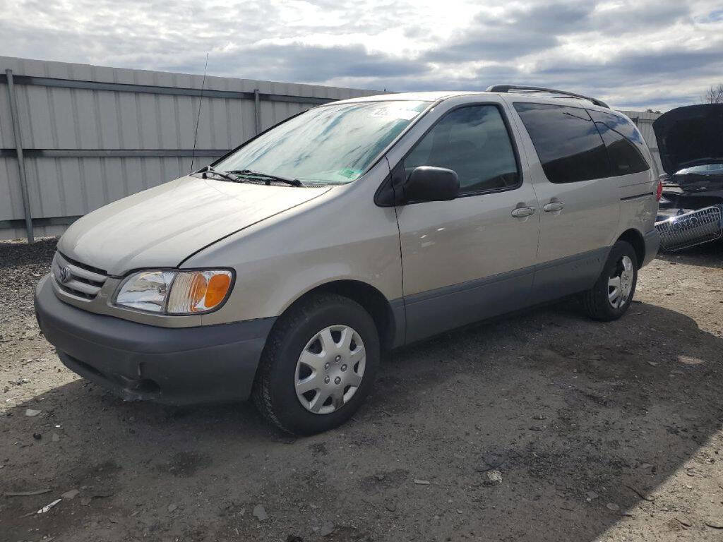 Used 2002 Toyota Sienna LE image 3