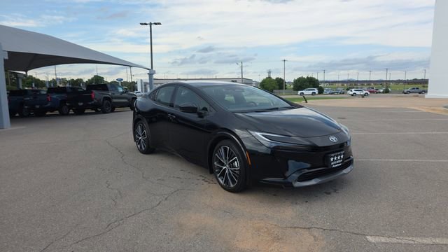 Used 2024 Toyota Prius Limited w/ Limited Premium Package FWD image 4