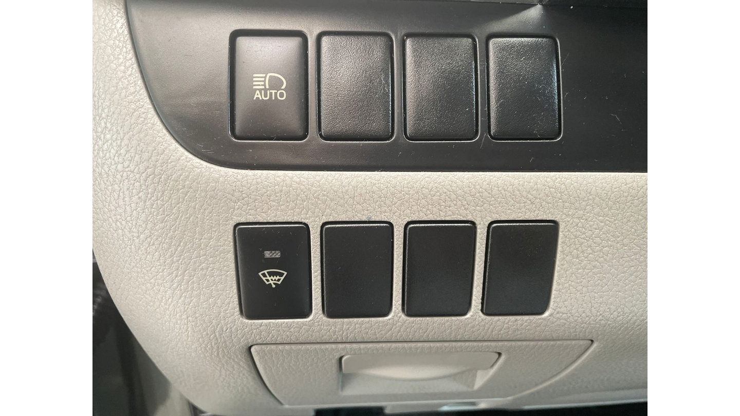 Certified 2017 Toyota Highlander LE AWD/4WD image 10