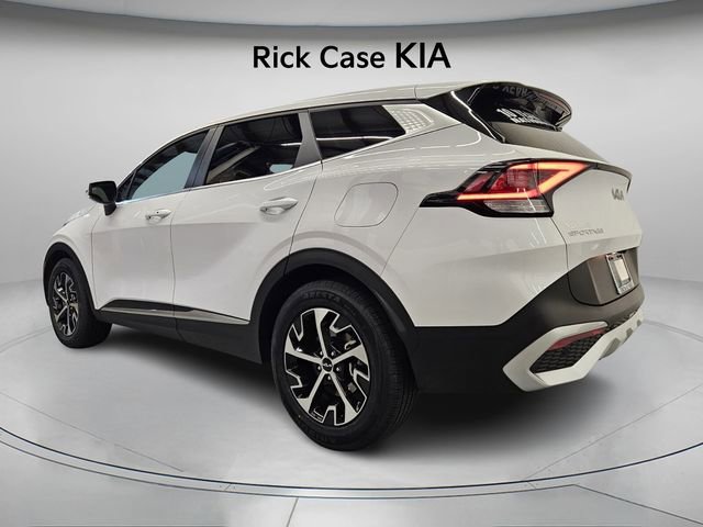 Used 2025 Kia Sportage EX image 7