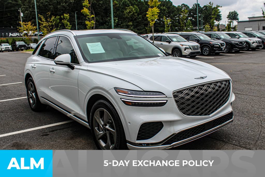 Used 2026 Genesis GV70 2.5T Advanced AWD/4WD image 3