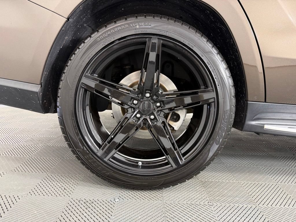 Used 2016 Mercedes-Benz GL 450 4MATIC w/ Premium I Package image 13