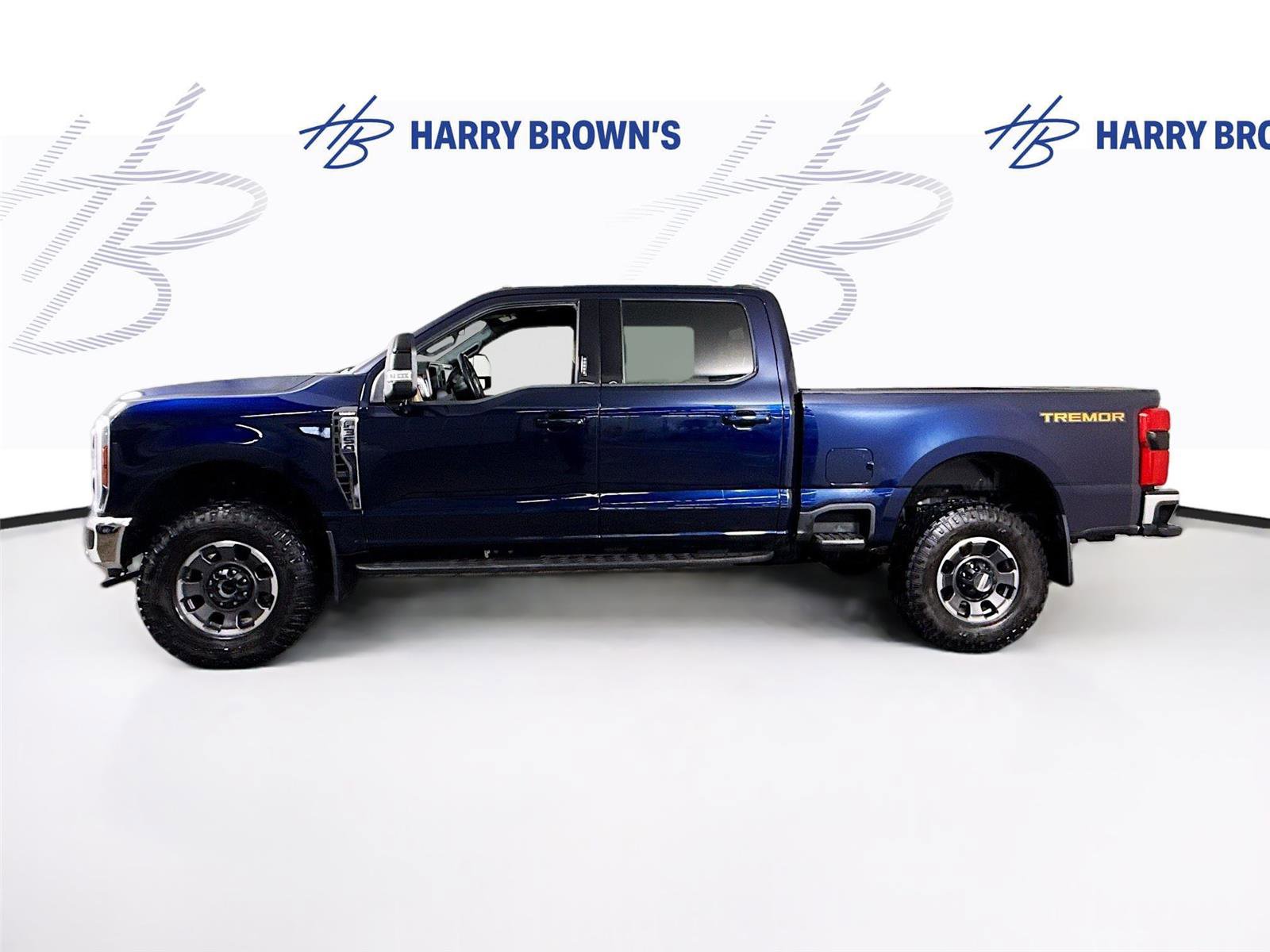 Used 2024 Ford F350 Lariat w/ Lariat Ultimate Package image 29