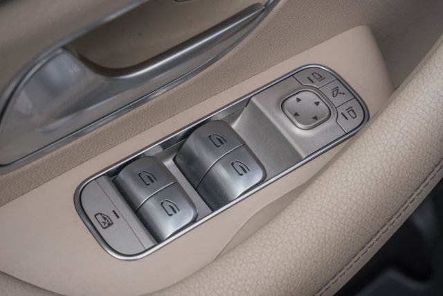 Used 2020 Mercedes-Benz GLS 450 4MATIC image 44