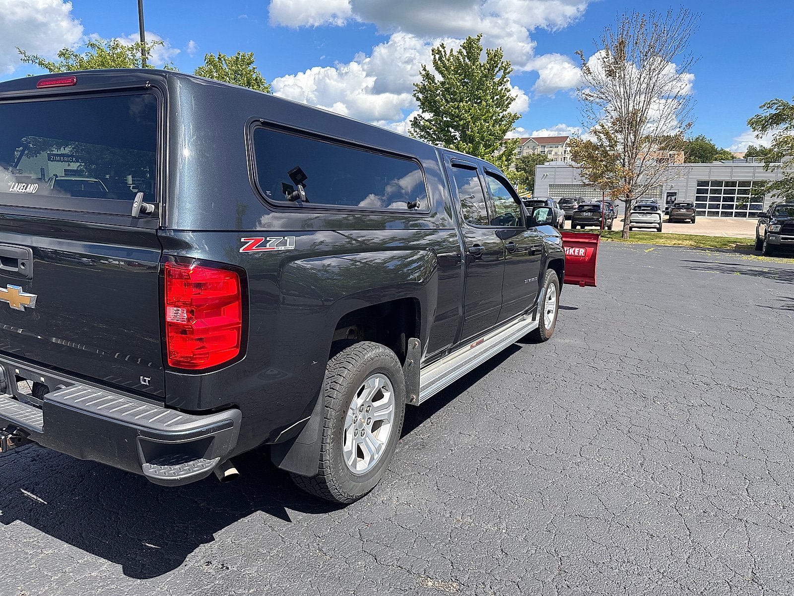 Used 2017 Chevrolet Silverado 1500 LT w/ All Star Edition AWD/4WD image 3