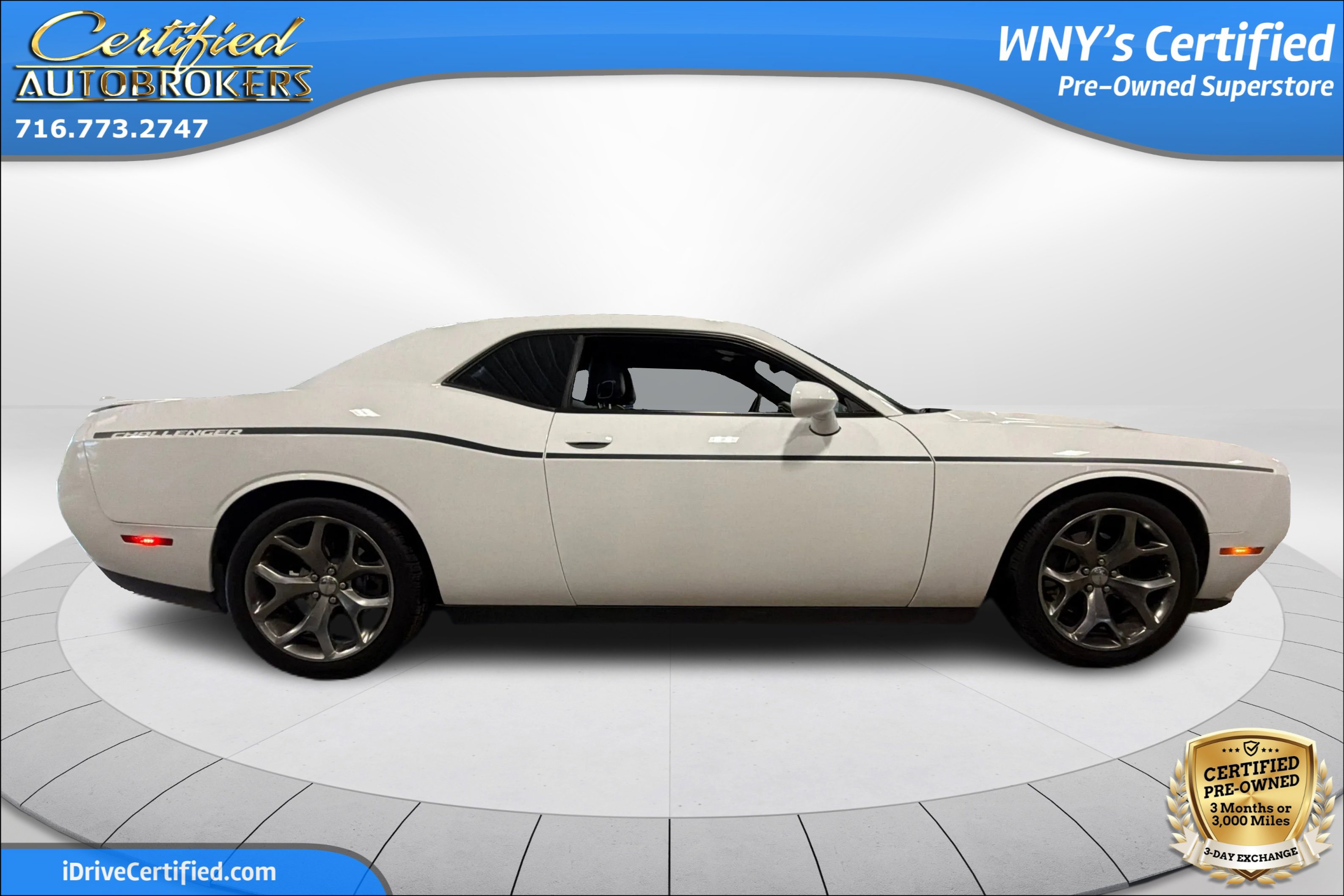 Used 2016 Dodge Challenger SXT Plus RWD image 4