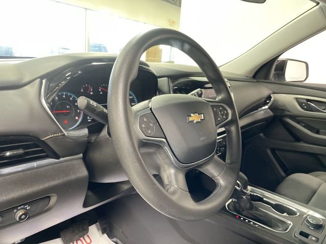 Used 2021 Chevrolet Traverse LS image 14